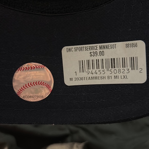 Minnesota Twins Ball Cap - Picture 4 of 4